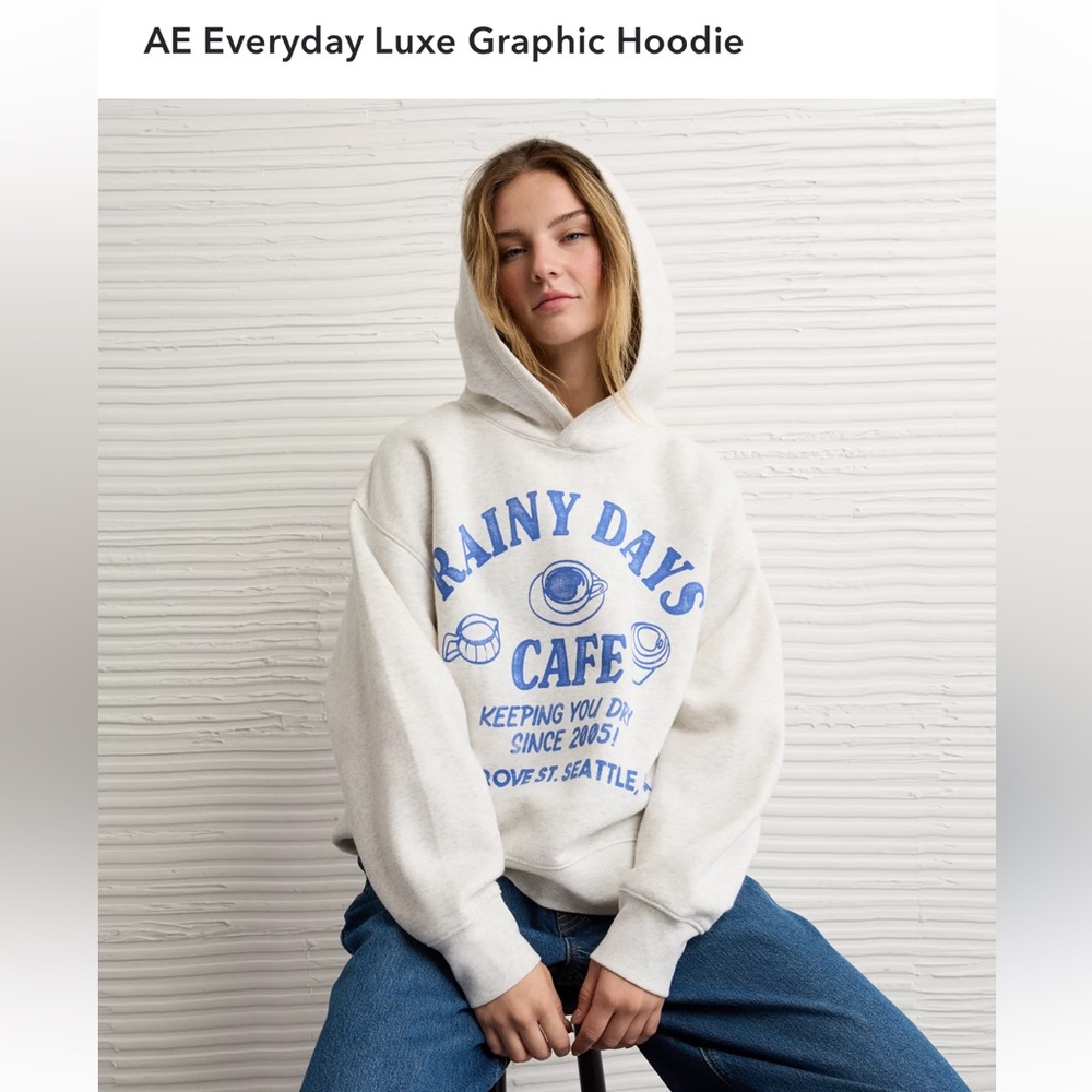 American Eagle Women's White Hoodie
